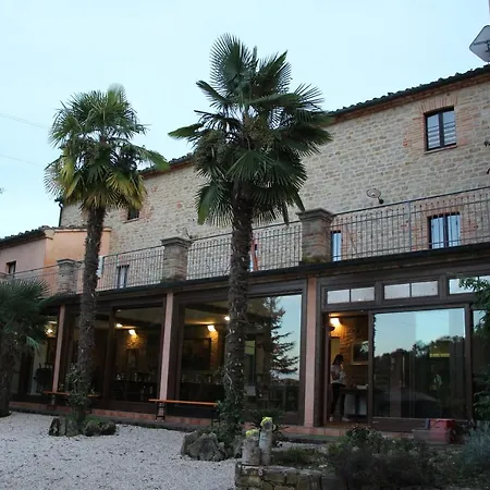 فندق مبيت وإفطار Agriturismo San Martino Monte San Martino